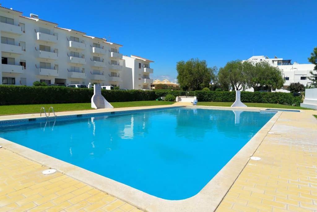 אלבופיירה Praia Eulalia With Pool And 5 Minutes From The Beach מראה חיצוני תמונה