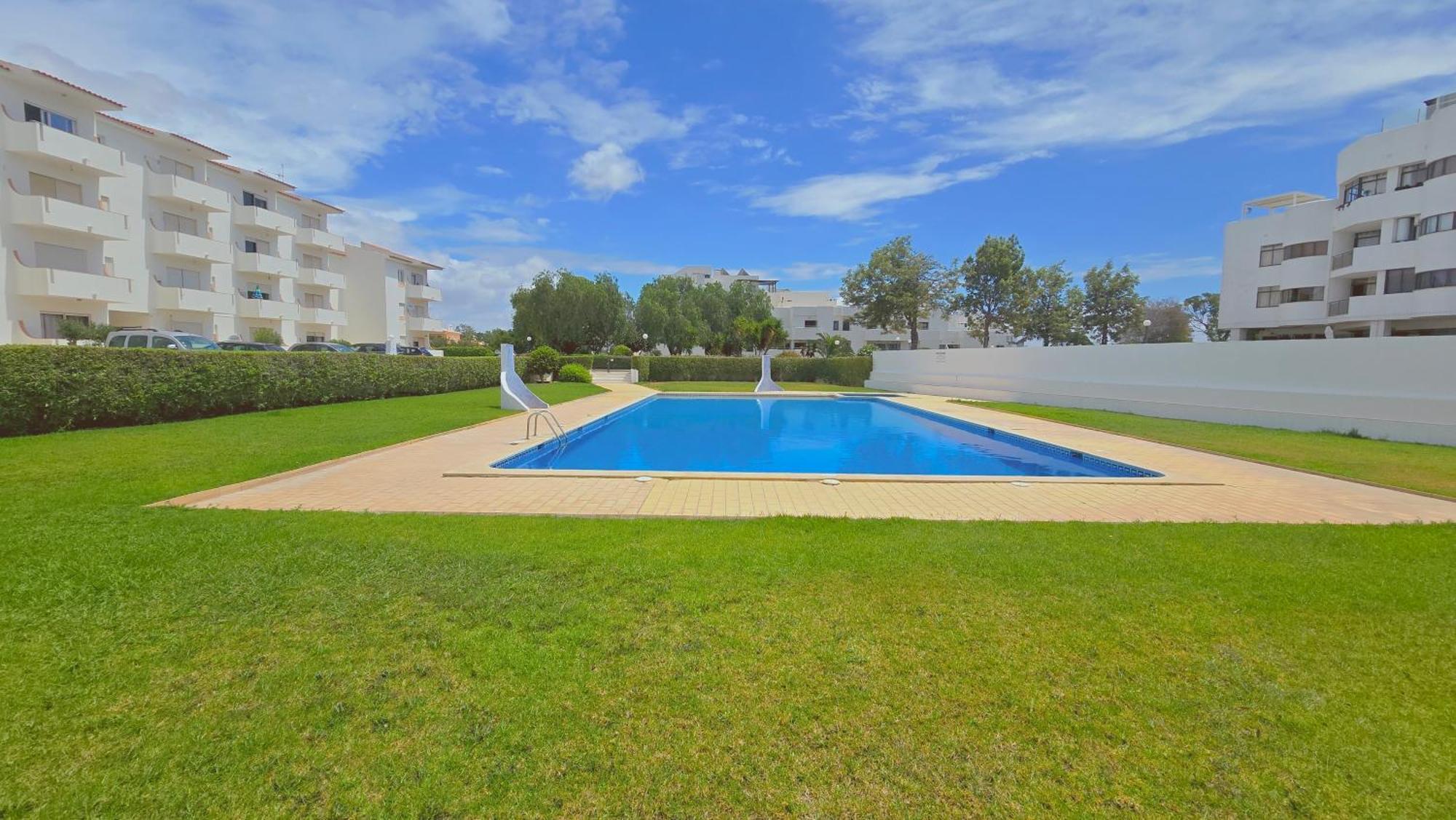 אלבופיירה Praia Eulalia With Pool And 5 Minutes From The Beach מראה חיצוני תמונה