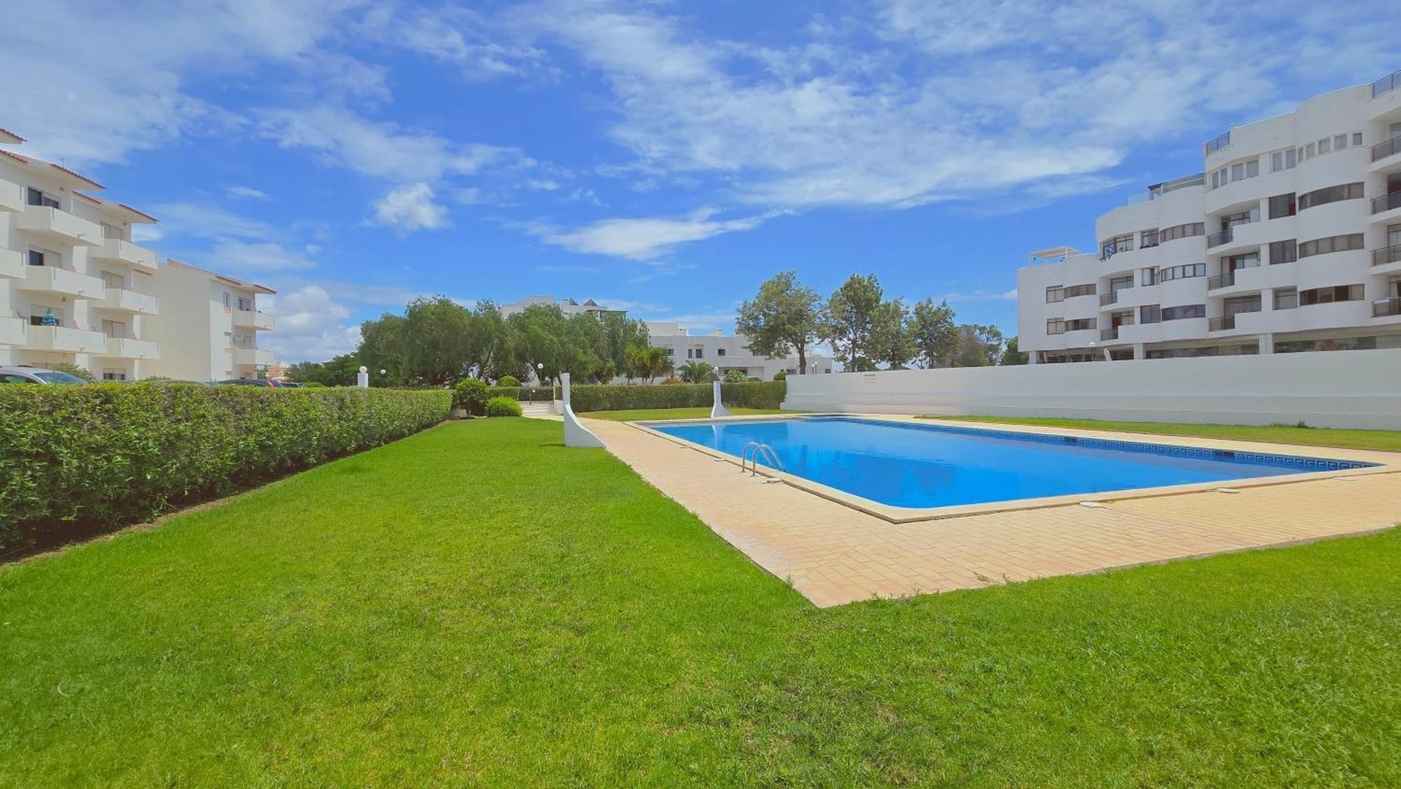 אלבופיירה Praia Eulalia With Pool And 5 Minutes From The Beach מראה חיצוני תמונה